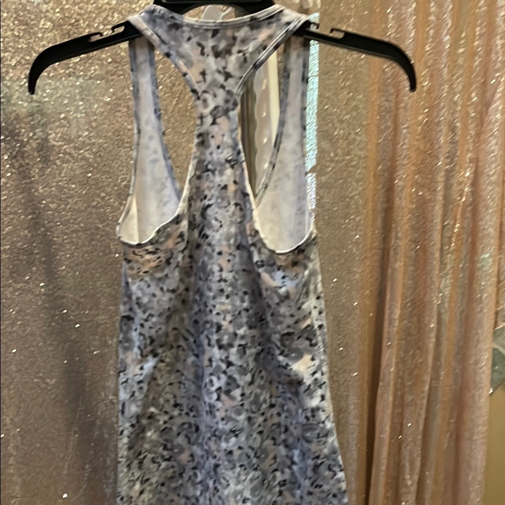 LULULEMON Sleeveless Racerback Tank Top in Grey Marble Print